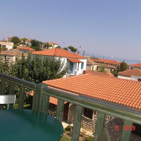 Nikos Apartments 아피토스 외부 사진