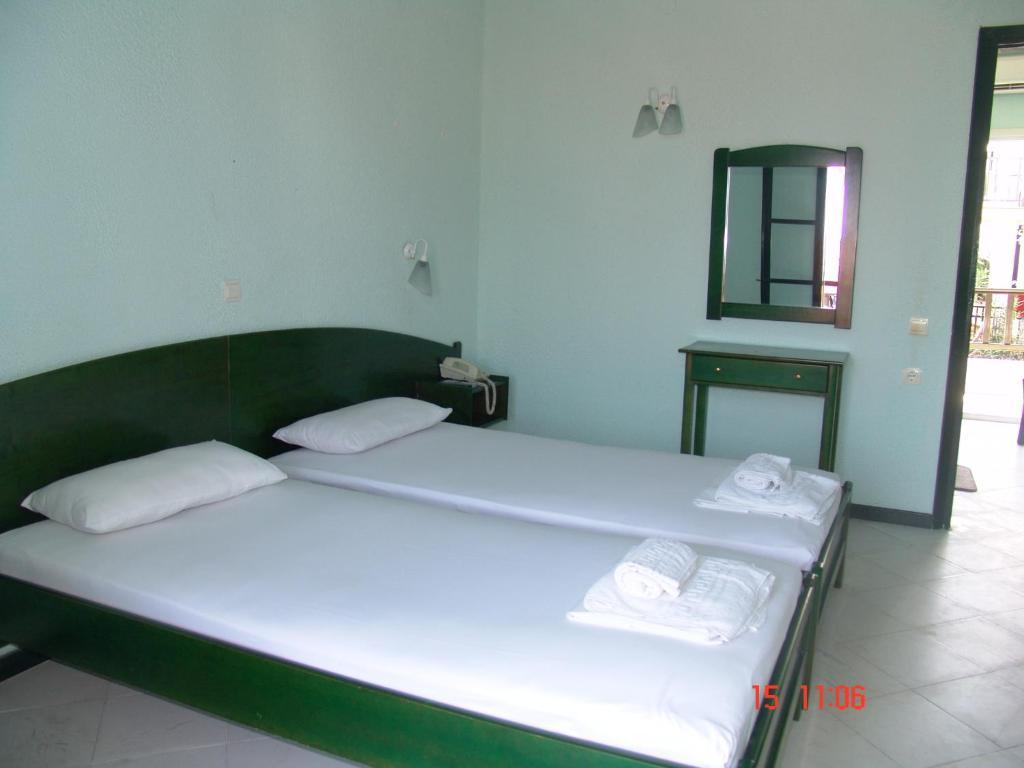 Nikos Apartments 아피토스 외부 사진